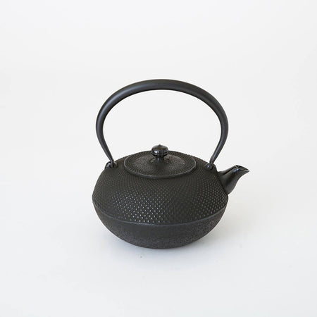 茶具 铁壶 丸型霰 15号 1.5L 南部铁器 金属工艺品