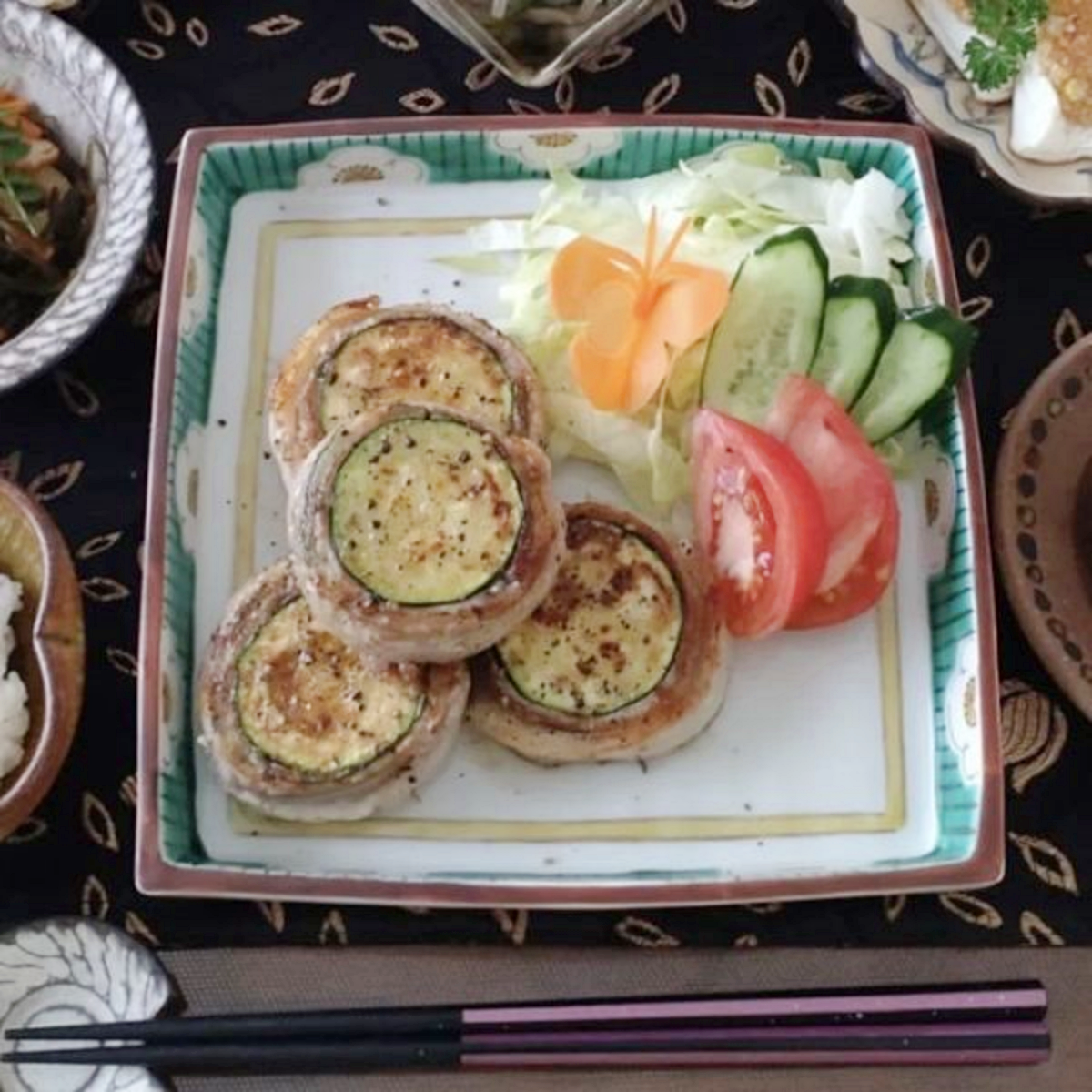 食器 「白梅文様足付六寸角皿 手描き」 九谷美陶園 寺前瑛生 九谷焼 陶磁器