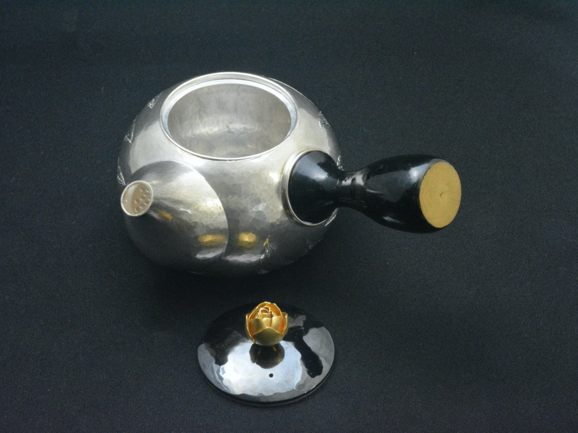 Tea supplies, Kyusu teapot, Flower sculpture - Lotus Kenichiro Izumi, Tokyo silverware, Metalwork