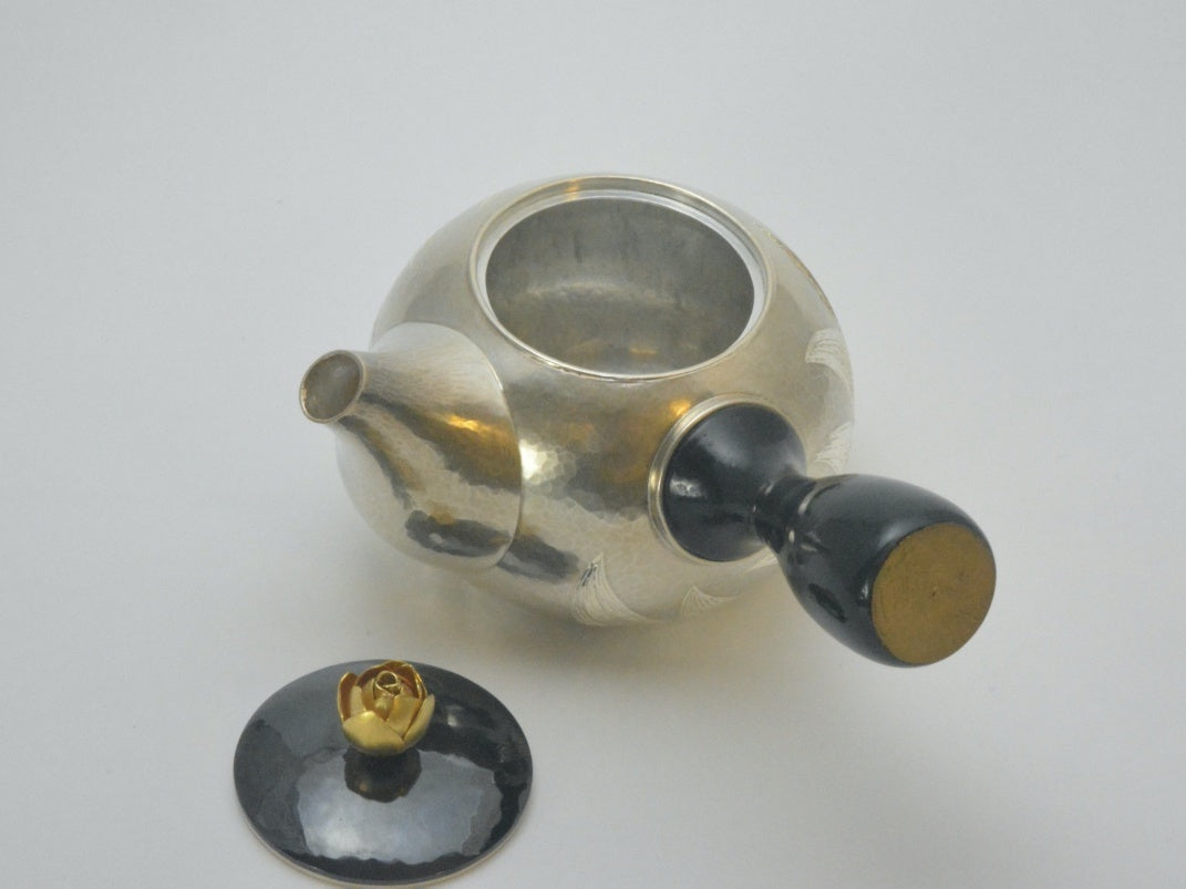 Tea supplies, Kyusu teapot, Flower sculpture - Lotus Kenichiro Izumi, Tokyo silverware, Metalwork