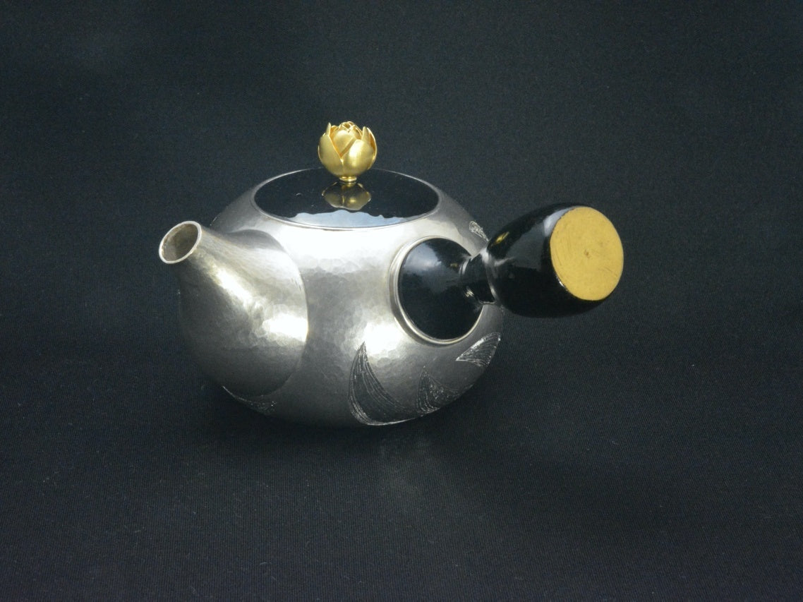 Tea supplies, Kyusu teapot, Flower sculpture - Lotus Kenichiro Izumi, Tokyo silverware, Metalwork