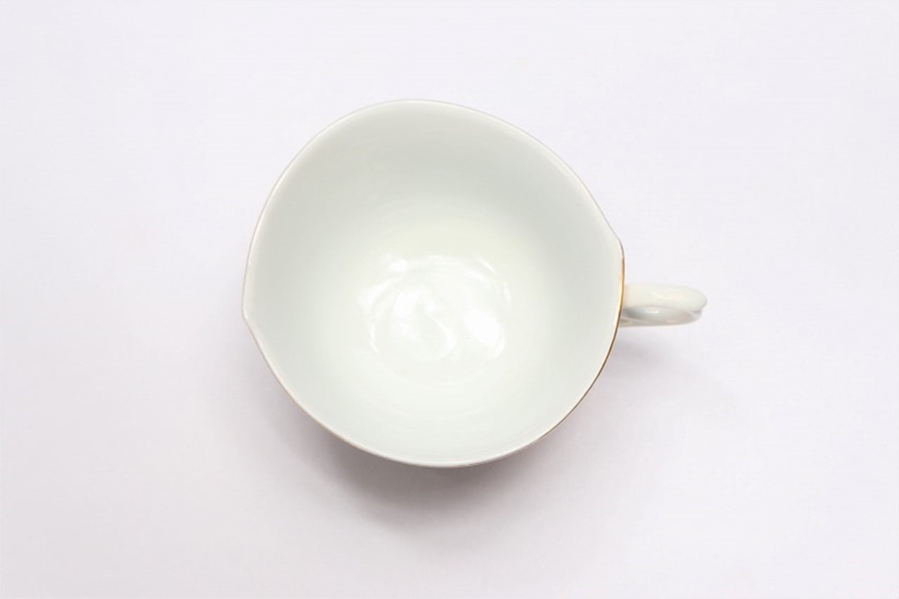 カフェ用品 「コーヒー碗 金彩 百合 木箱付」 金龍窯 江口天童 有田焼 陶磁器