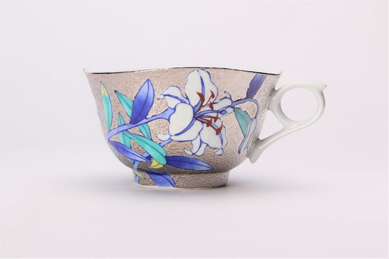 カフェ用品 「コーヒー碗 プラチナ 百合 木箱付」 金龍窯 江口天童 有田焼 陶磁器