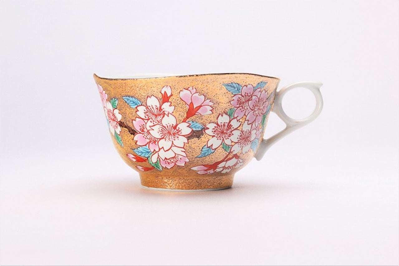 カフェ用品 「コーヒー碗 金彩 桜 木箱付」 金龍窯 江口天童 有田焼 陶磁器