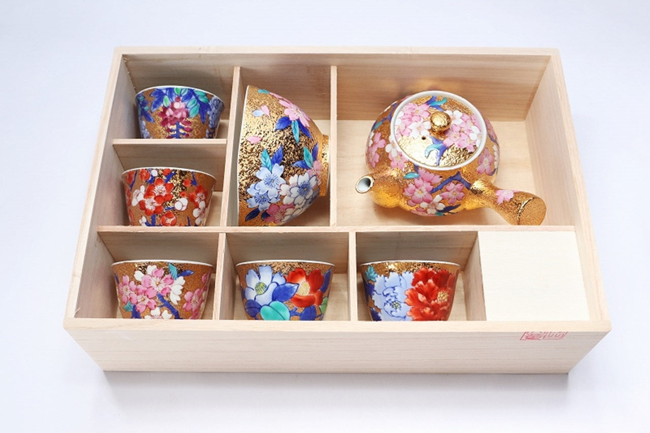 Tea supplies, Tea set with wooden box, Gold painting, Cherry blossom - Kinryu-kiln, Tendo Eguchi, Arita ware, Ceramics