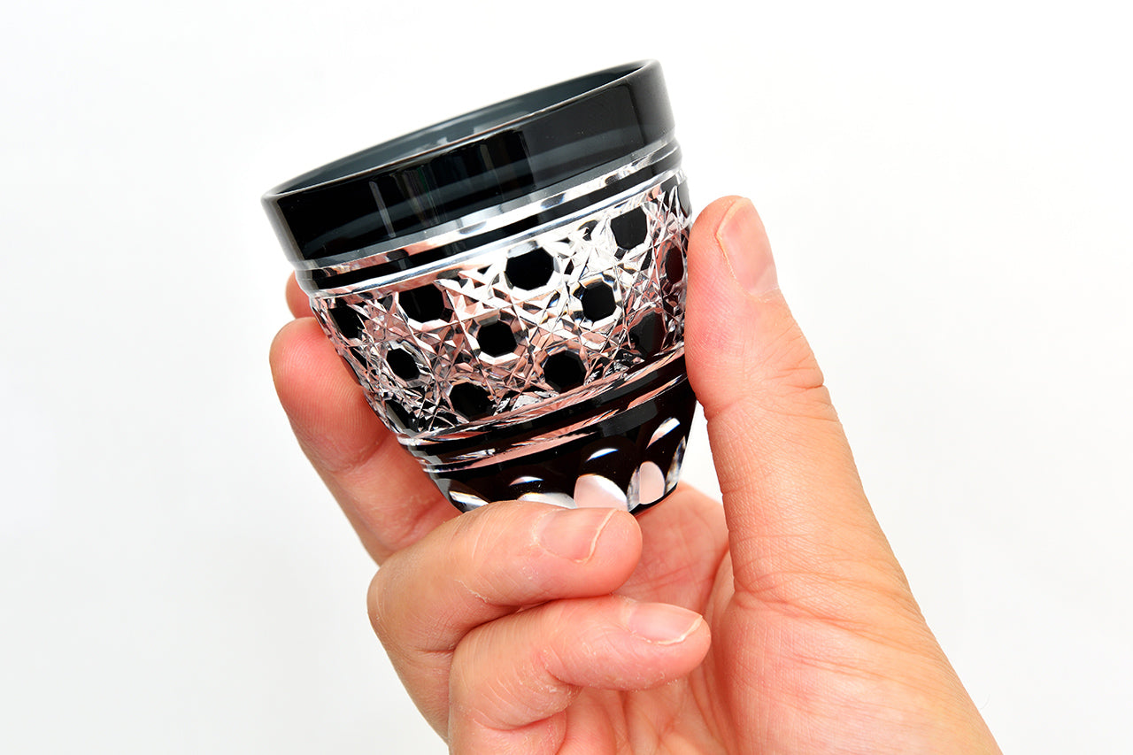 Drinking vessel, Large sake cup, Octagonal reticular, Black - Hidetaka Shimizu, Edo kiriko cut glass