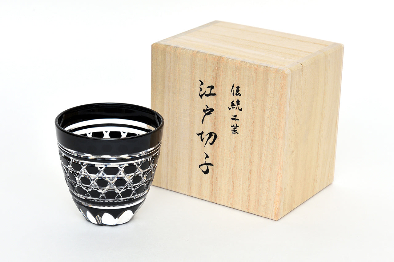 Drinking vessel, Large sake cup, Hexagonal reticular, Black - Hidetaka Shimizu, Edo kiriko cut glass