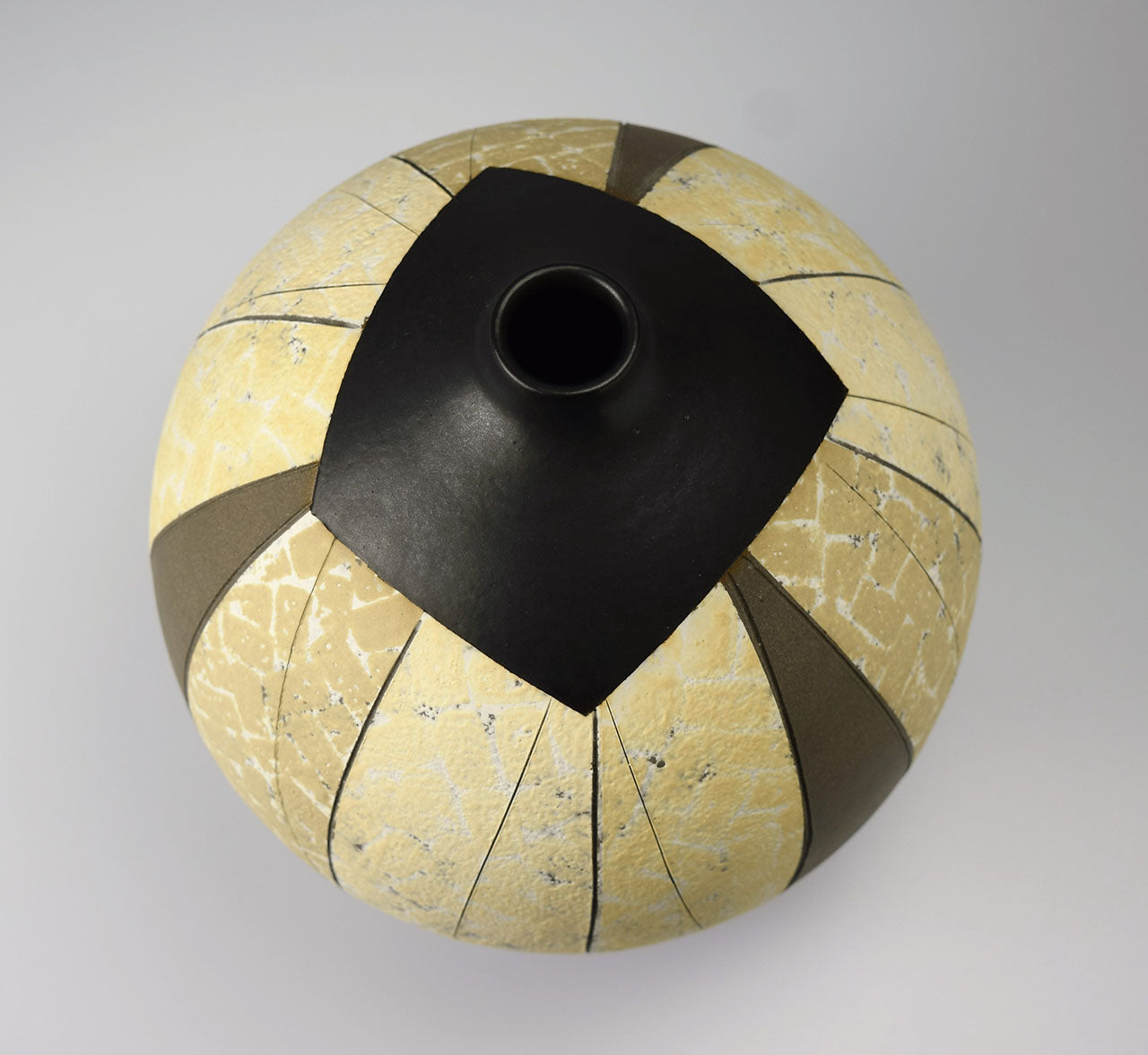 Flower vessel, Jar, colored mud pottery - Hiroshi Kikuchi, Kasama ware, Ceramics