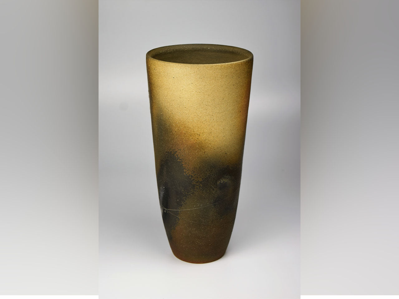 Flower vessel, Vase, Carbonized kiln-change - Hiroshi Kikuchi, Kasama ware, Ceramics