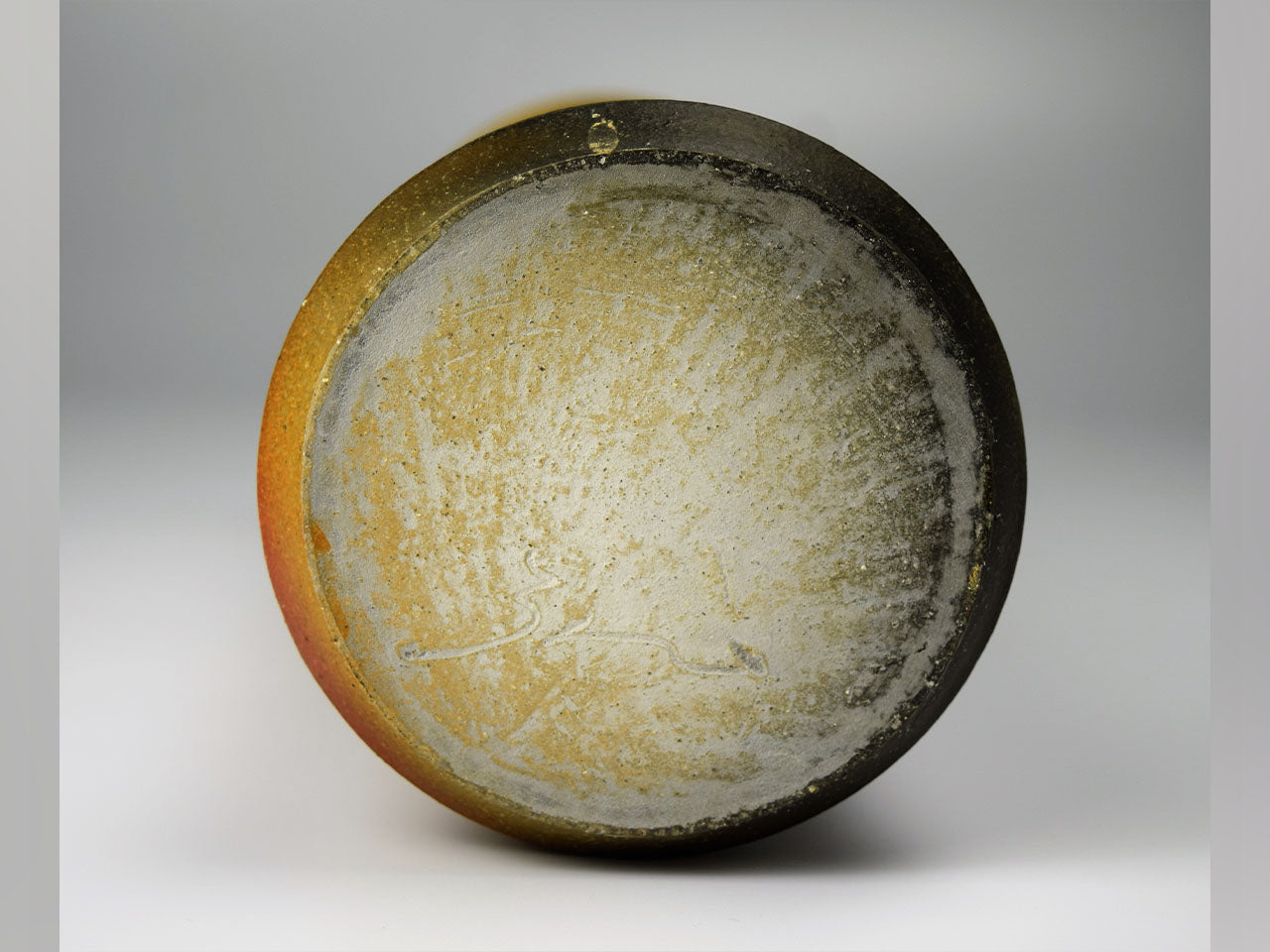 Flower vessel, Vase, Carbonized kiln-change, Medium - Hiroshi Kikuchi, Kasama ware, Ceramics