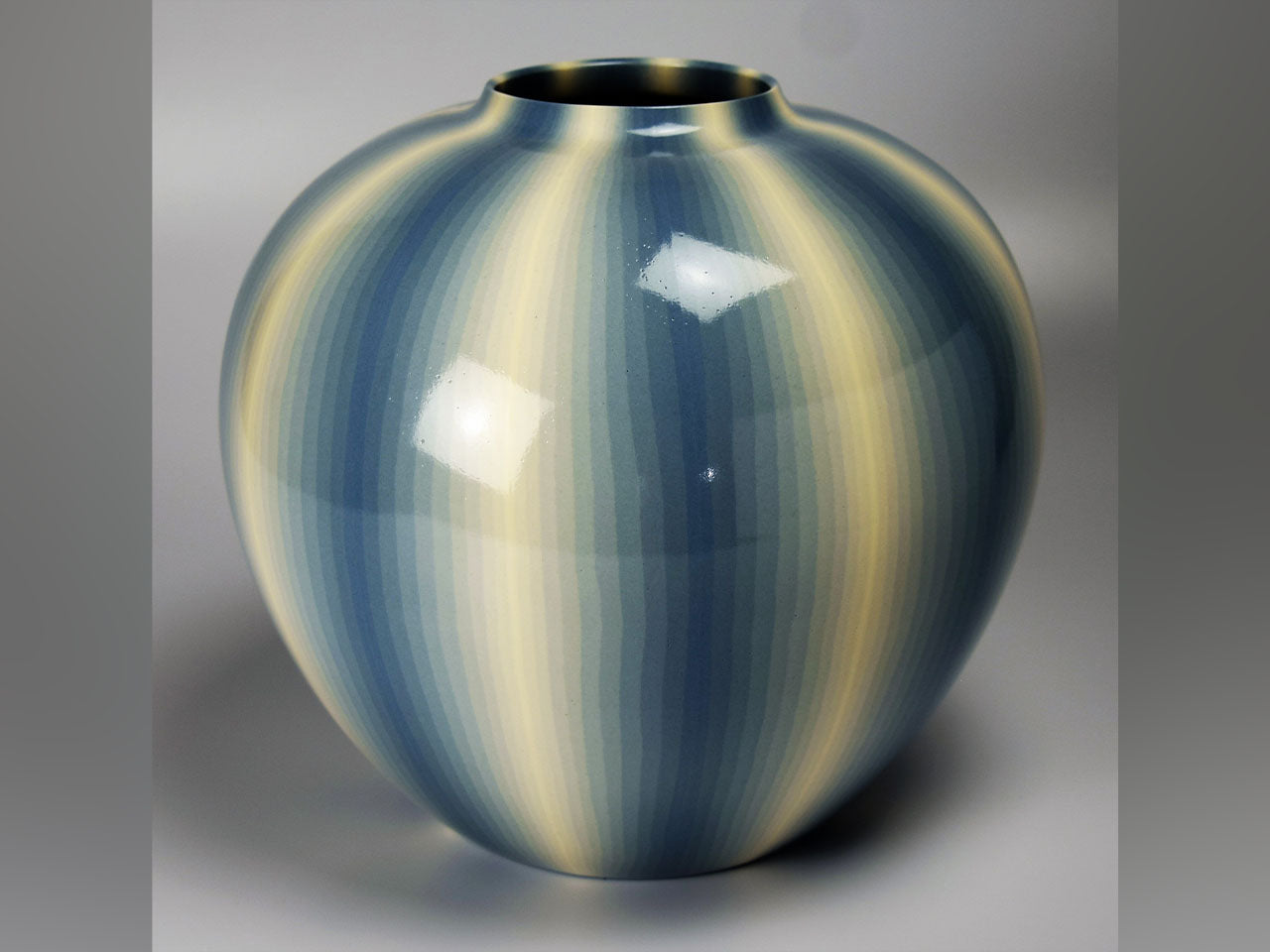 Flower vessel, Pot, Muku ash glazed, Kneading technique, Line design, Light aqua - Koyo Matsui, Kasama ware, Ceramics