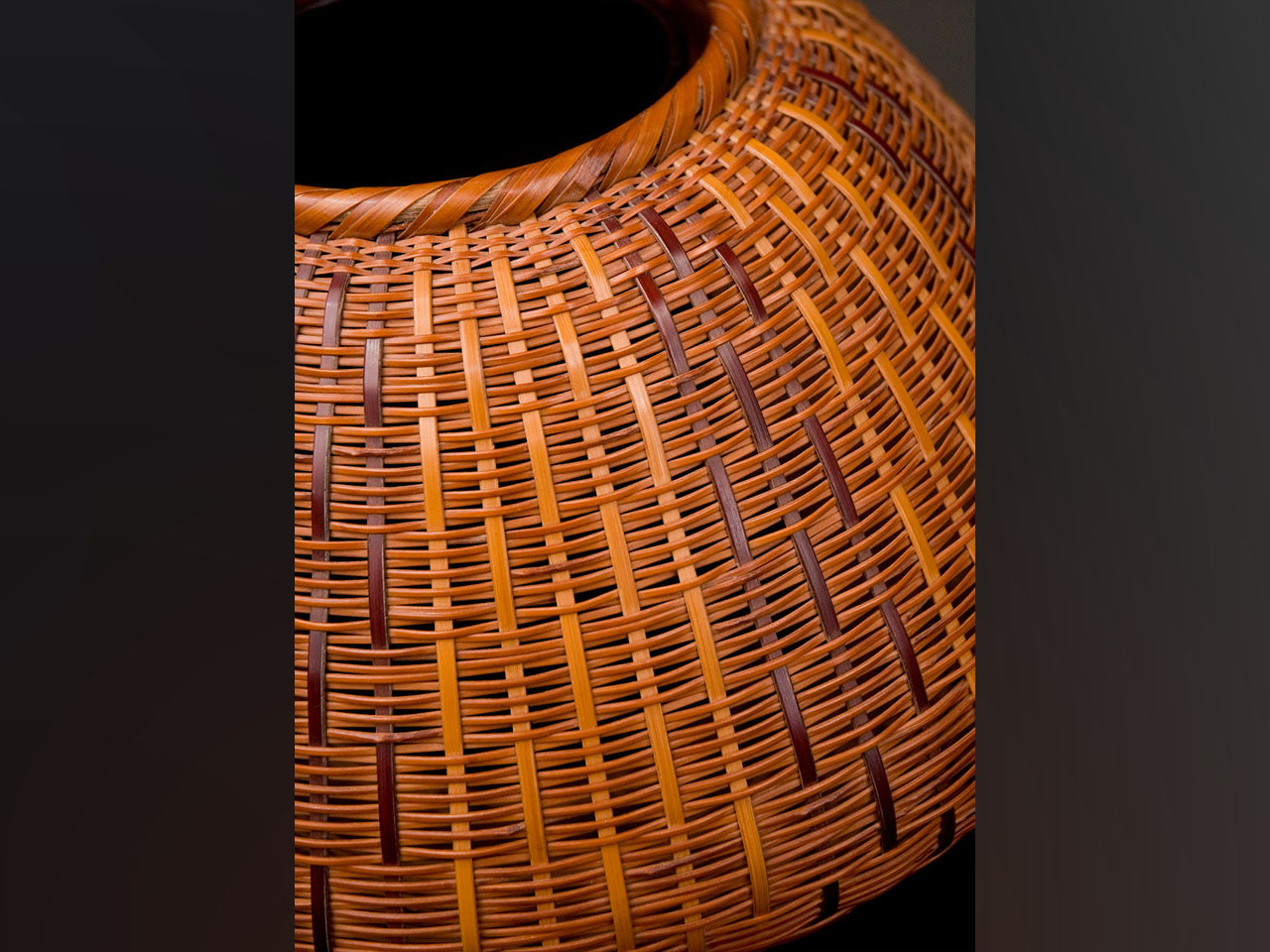 Flower vessel, Flower basket, Hietsu braided - Koho Kajiwara, Beppu bamboo crafts