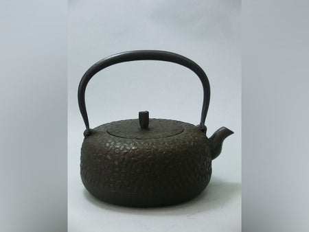 茶具 铁壶 平丸小樱 1L 岩户贤一郎 南部铁器 金属工艺品