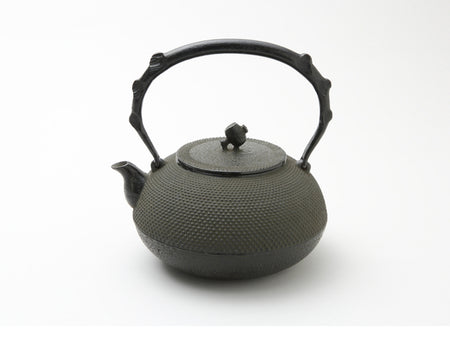 Tea supplies, Iron kettle, Houju Arare Black, 1.4L - Yoshinori Oikawa, Nambu ironware, Metalwork