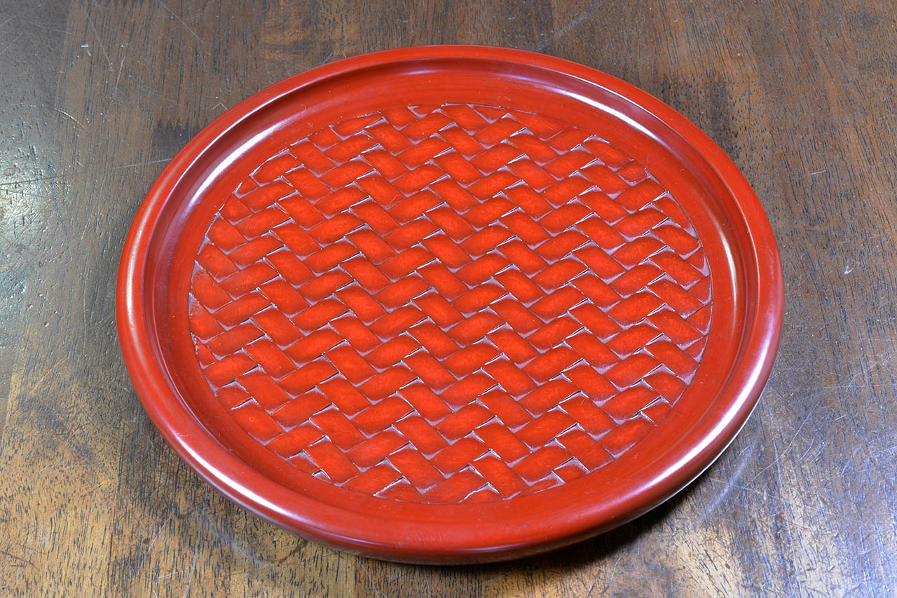 Table accesaries, Round tray, Ajiro-mesh carving, 8-sun size - Toshiki Ozono, Kamakura carved lacquerware