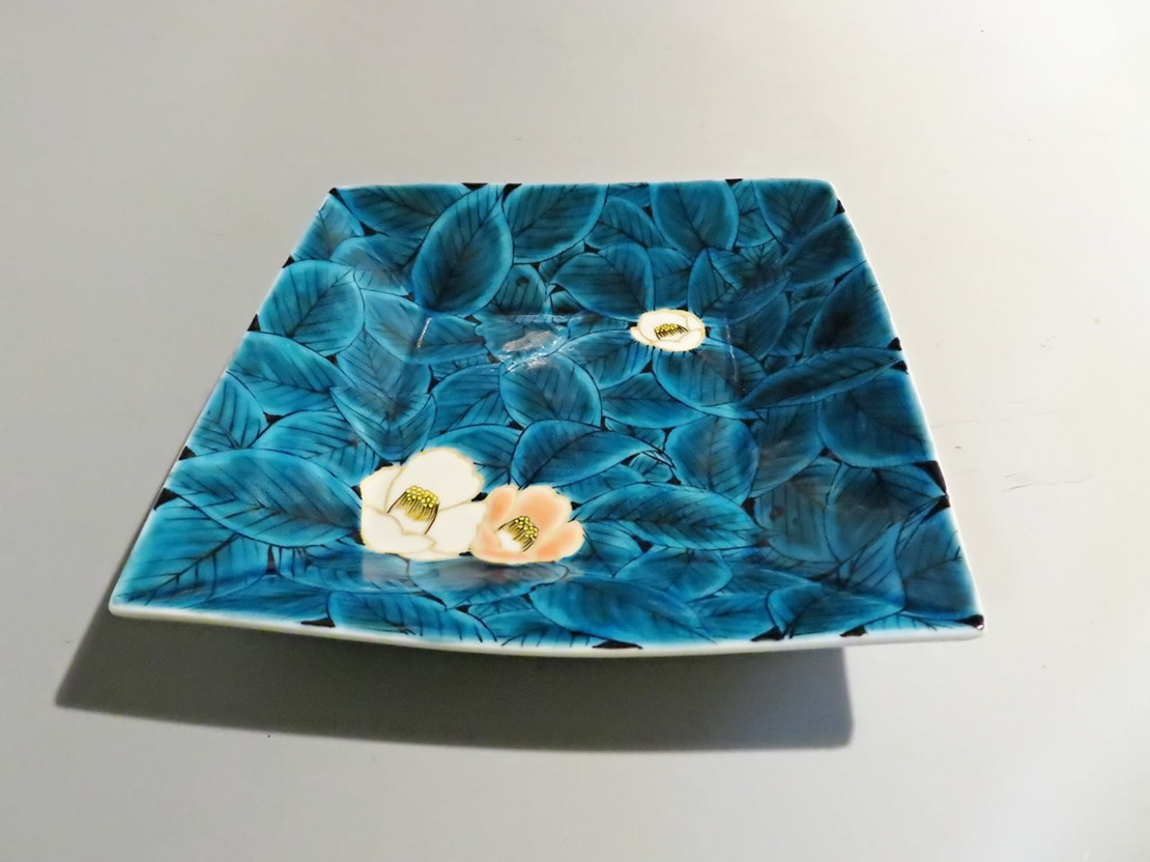 Tableware, Squar bowl, Blue type, Camellia, Hand-drawn - Yoshihiro Yamaguchi, Kutani ware, Ceramics