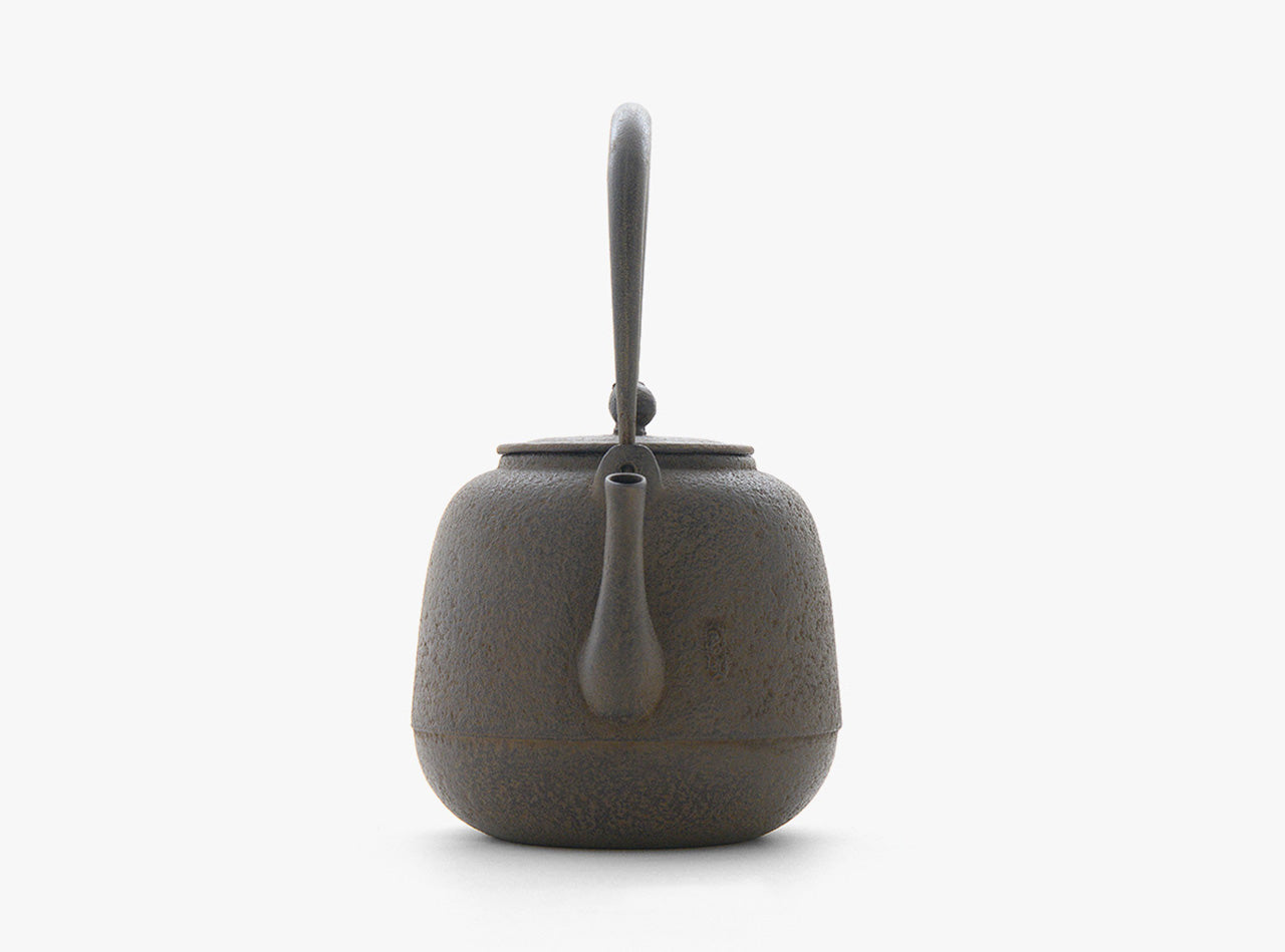 Tea supplies, Iron kettle Natsume shape Small 1.0L - Chobun Hasegawa, Yamagata cast iron, Metalwork